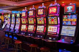 pagtaya apk casino game lobby overview showing slots and table games for Filipino players